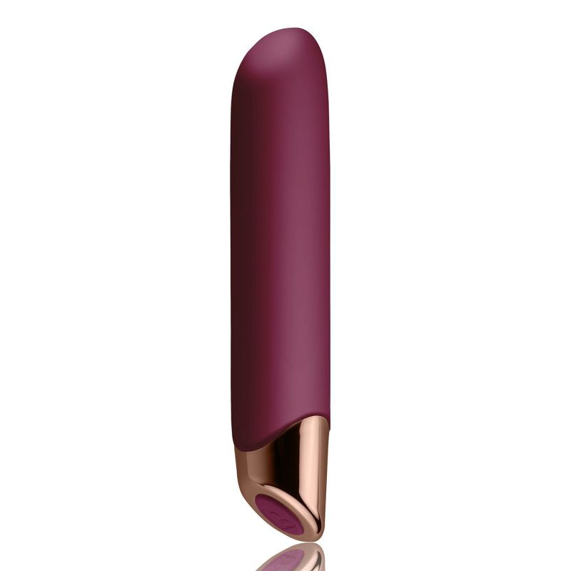 Мощный вибратор Rocks Off Chaiamo Burgundy, soft-touch силикон, до 3-х часов работы, водостойкий.